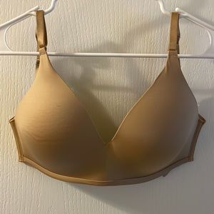 SOMA Intimates vanishing wireless 360 bra size 32D warm amber